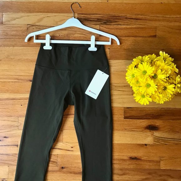lululemon athletica Pants - Lululemon wunder under HR Crop 21" fLux (green)